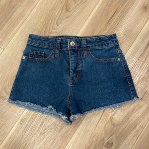 WILD FABLE MEDIUM WASH HIGH RISE CUT OFF SHORTS SIZE 00
